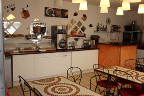 Dagelijks ontbijtbuffet (toeslag)