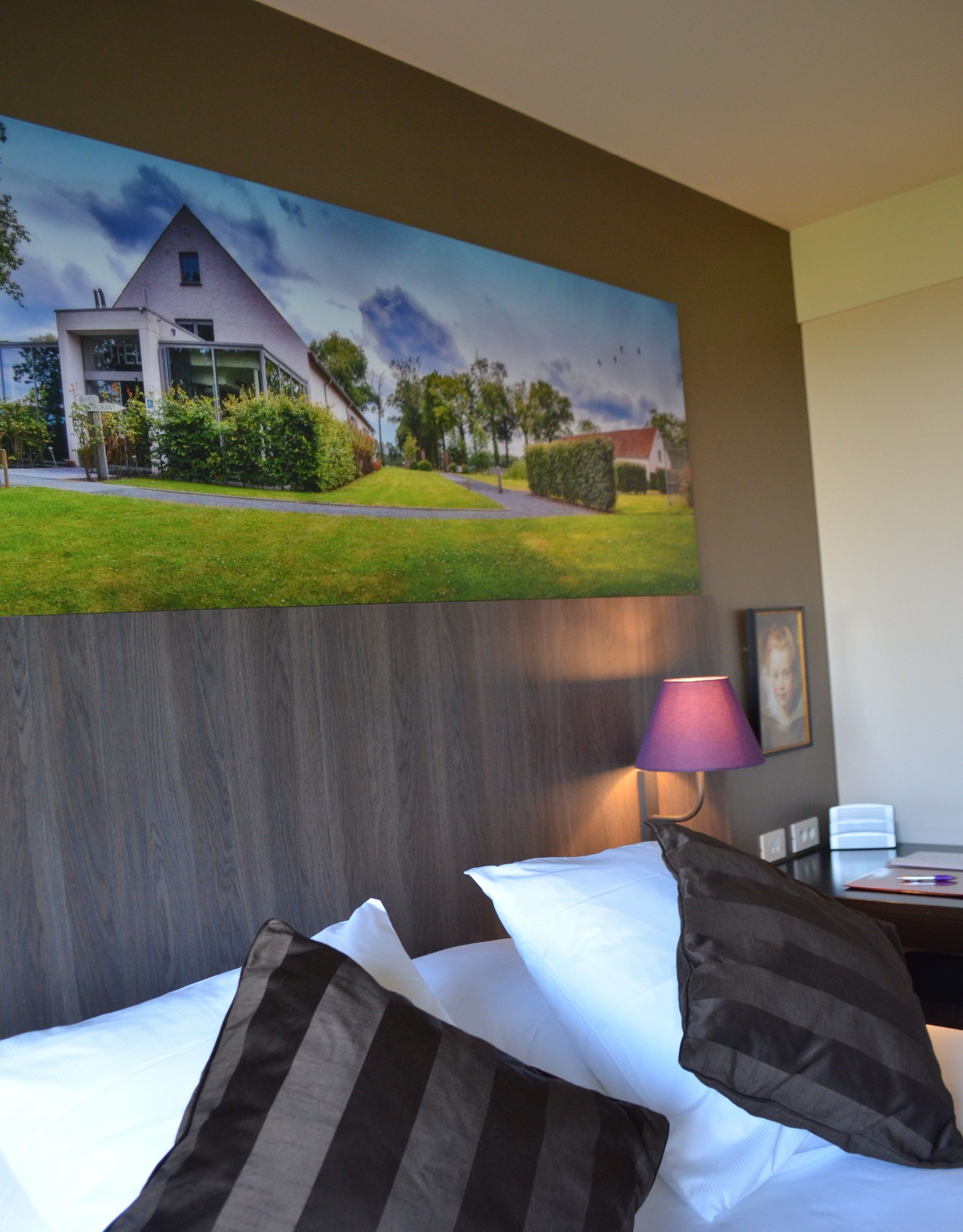 in-room safe, desk, soundproofing, iron/ironing board