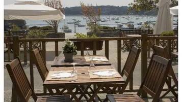 Dinner served, French cuisine