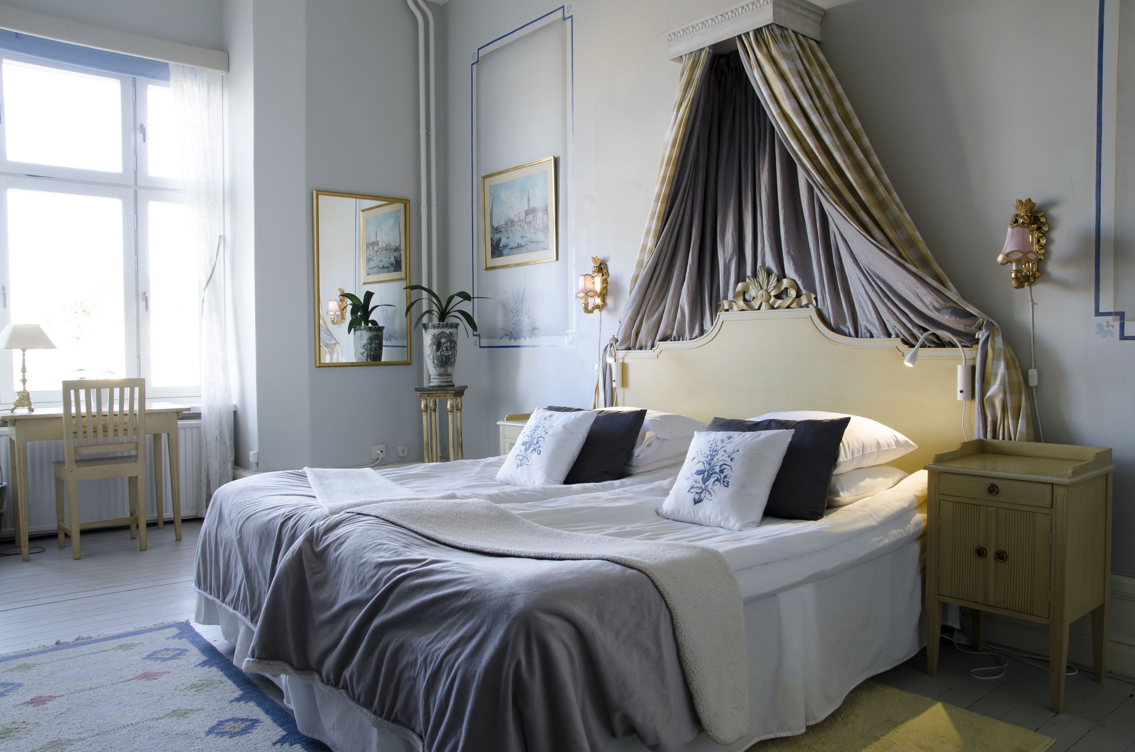 بديكورات فريدة لكل غرفة وطراز فريد لكل وحدة وواي فاي مجانًا