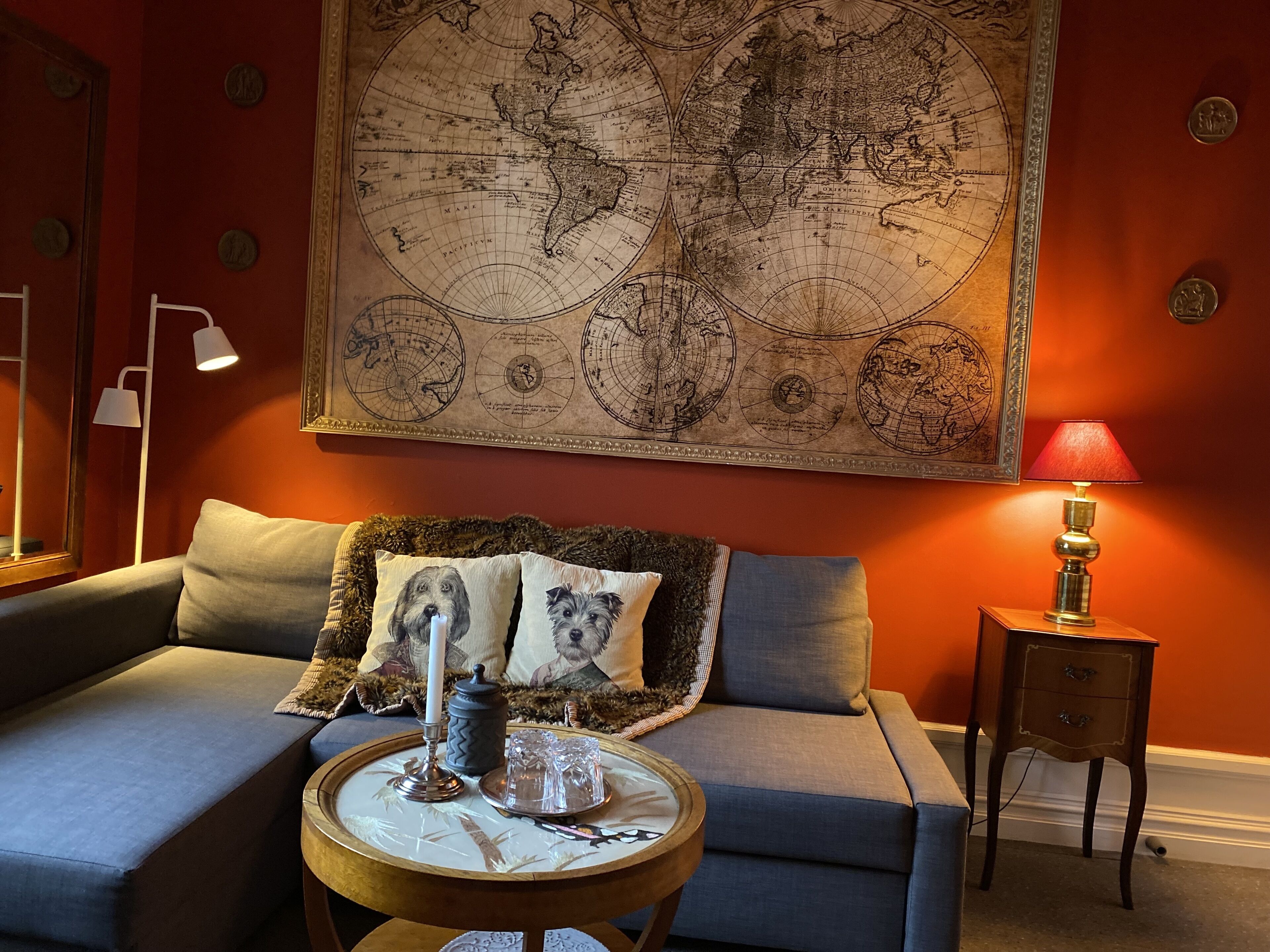 family suite, river view | 1 bedroom, individually decorated, individually furnished, free wifi