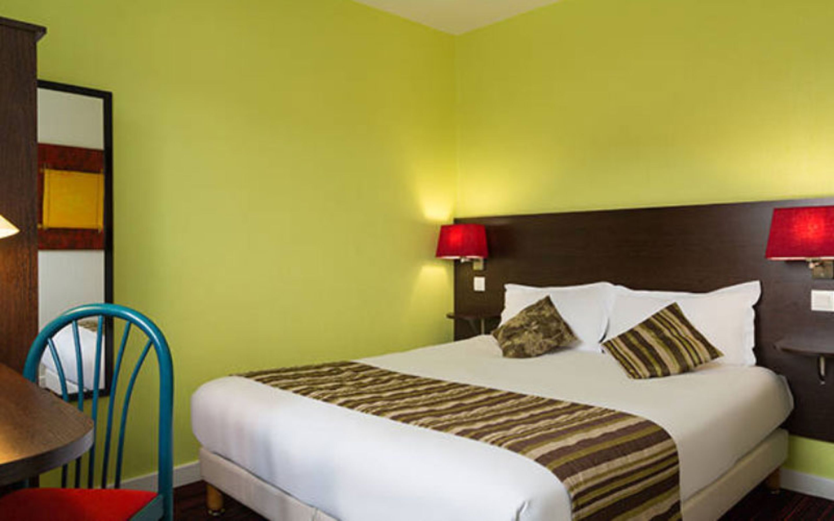 Premium bedding, desk, soundproofing, iron/ironing board
