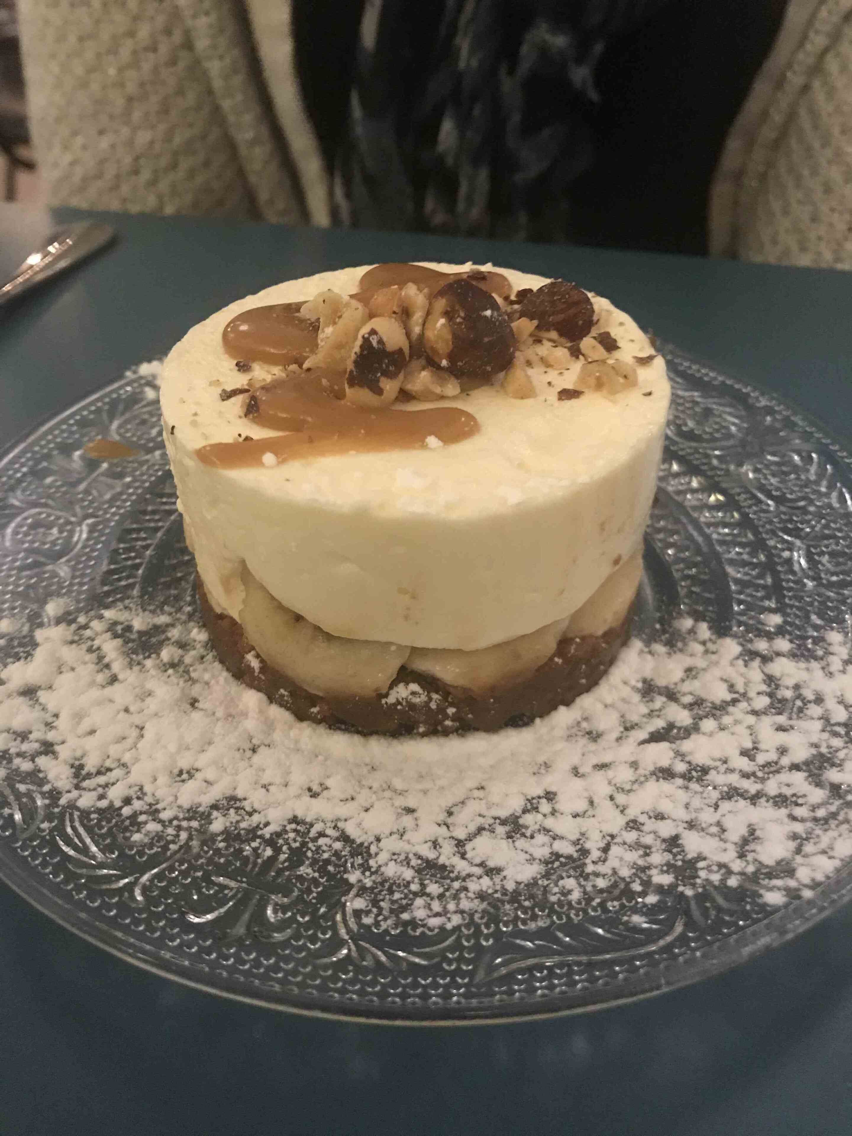 lunch, dinner served; french cuisine, pool views