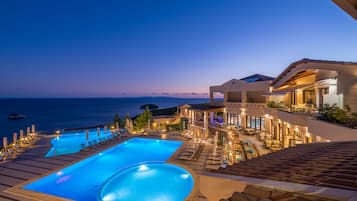 Indoor pool, 3 outdoor pools, free pool cabanas, pool umbrellas