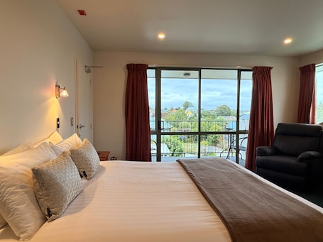 Executive Studio with Spa