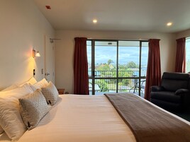 行政开间 | 笔记本电脑工作区、熨斗/熨衣板、婴儿床、免费 WiFi