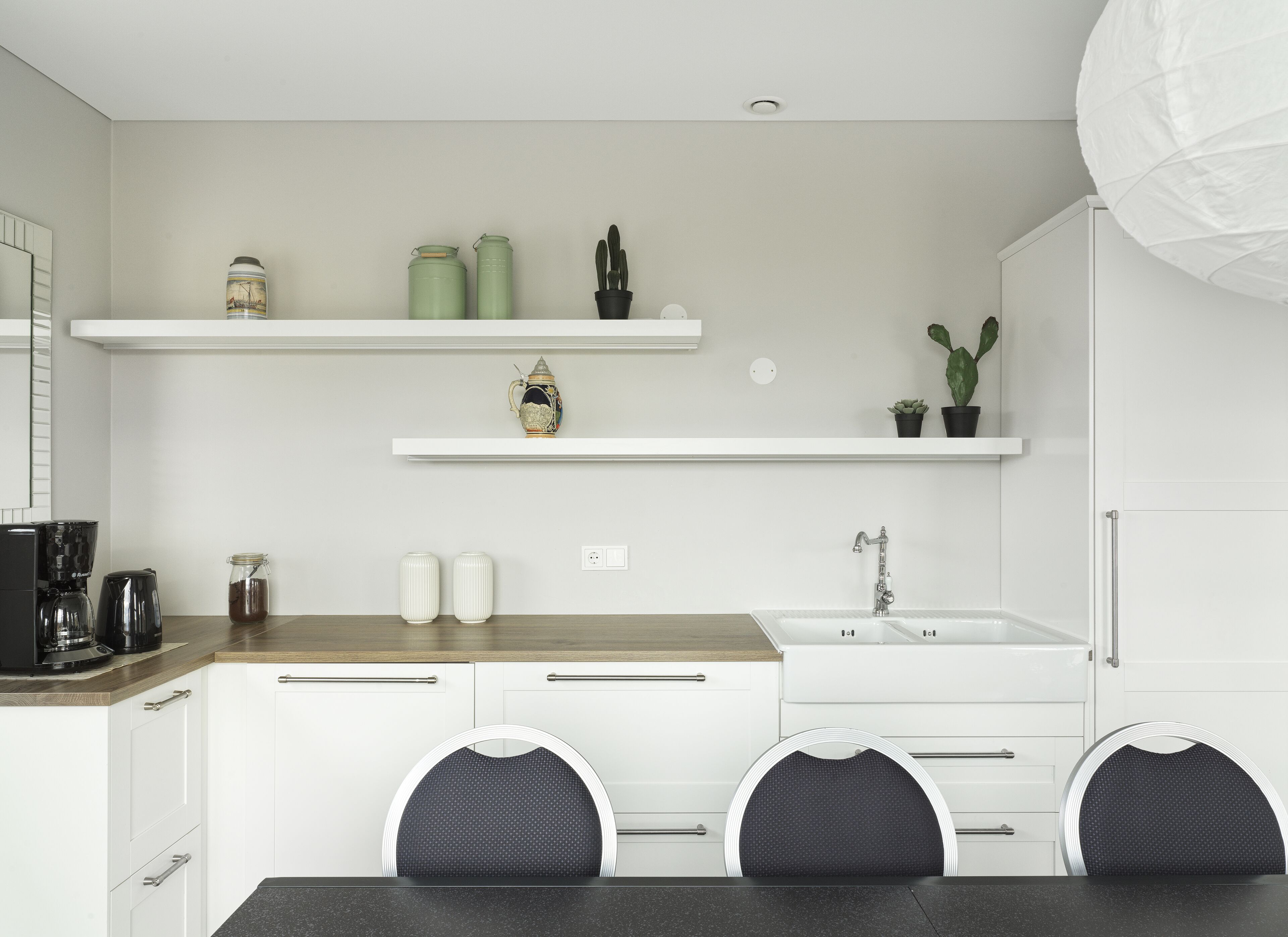 superior double or twin room with hot tub access | living area | 32-inch flat-screen tv with digital channels, heated floors