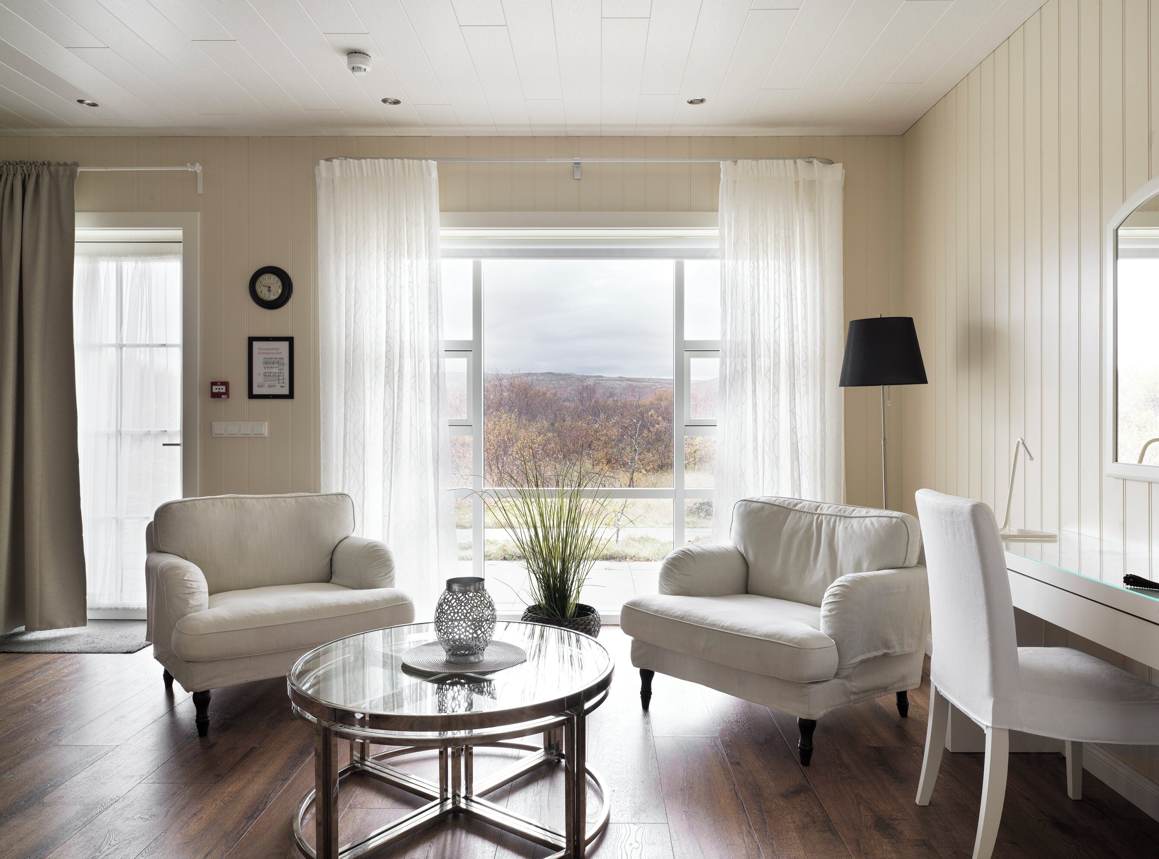 Junior Suite with Hot Tub Access | 部屋からの景観