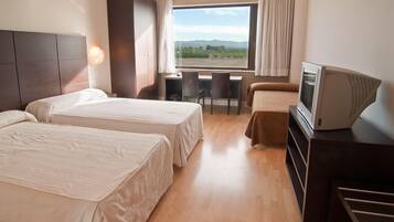 Caja de seguridad en la habitación, escritorio y wifi gratis