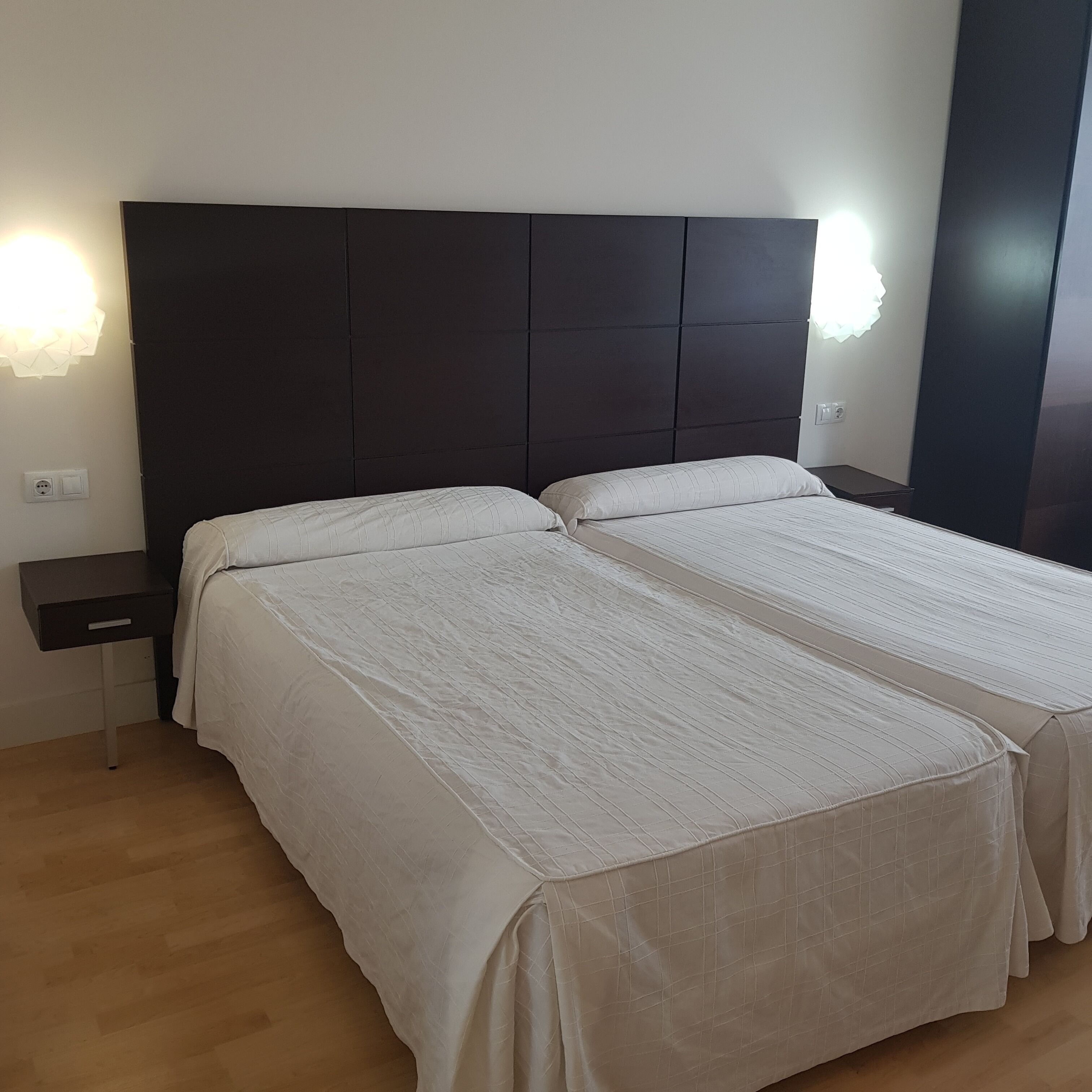 in-room safe, desk, free wifi, bed sheets