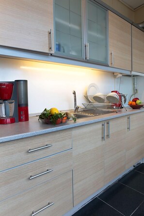 Apartment, 2 Bedrooms, Sea View | Private kitchen | Full-sized fridge, microwave, stovetop, coffee/tea maker - Ekim Apart (Istanbul)