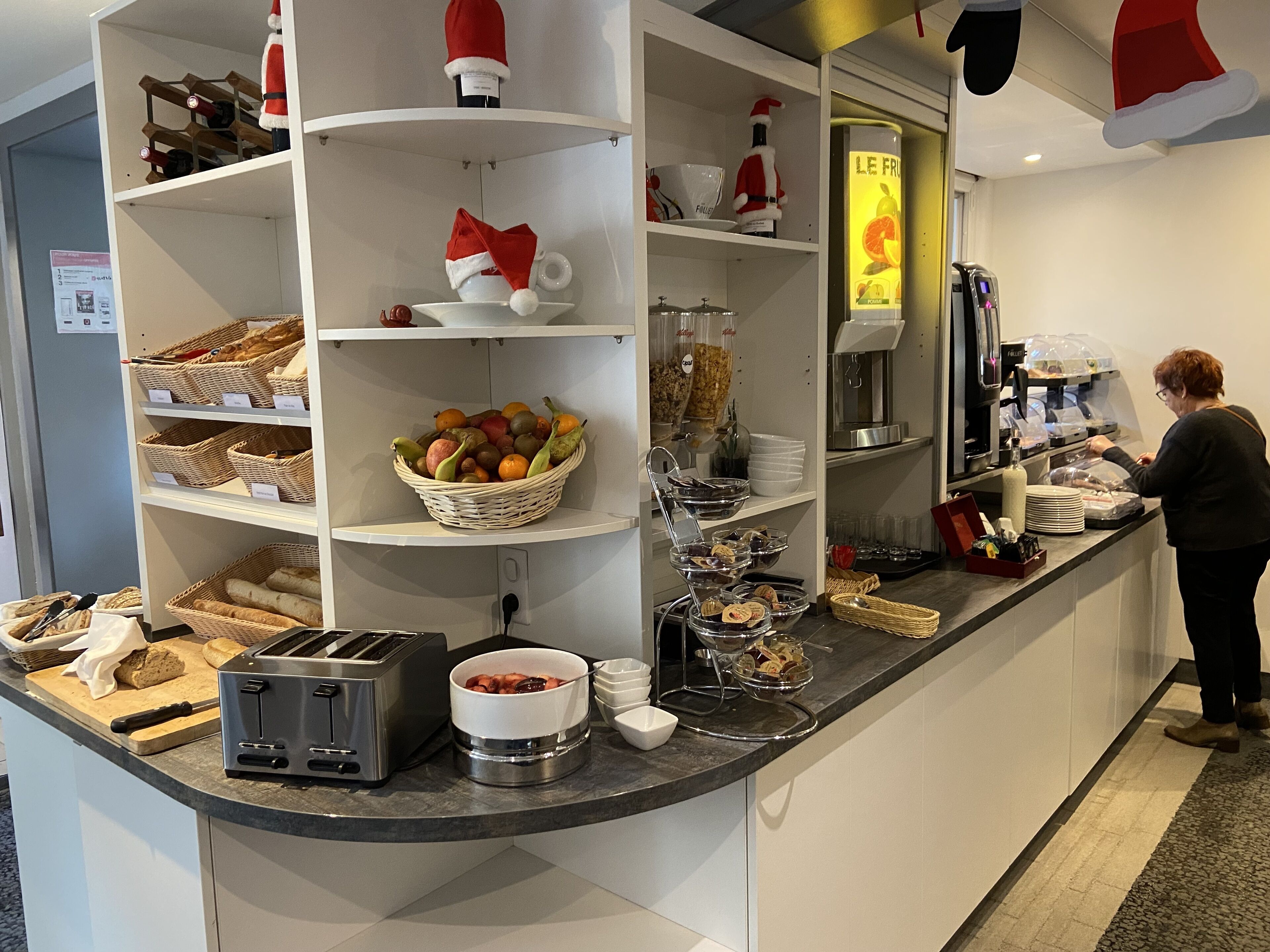 daily buffet breakfast (eur 12 per person)