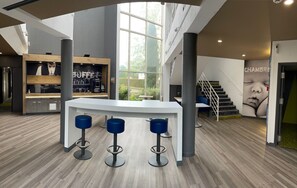 Lobby - ibis budget Le Mans Universite (Le Mans)