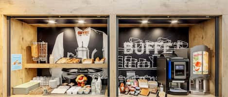 Desayuno buffet todos los días (con cargo)