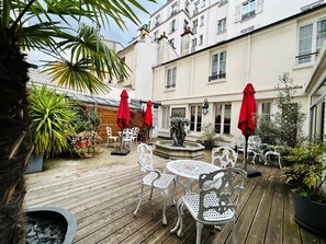 Terrace/patio - Agate Hotel (Paris)