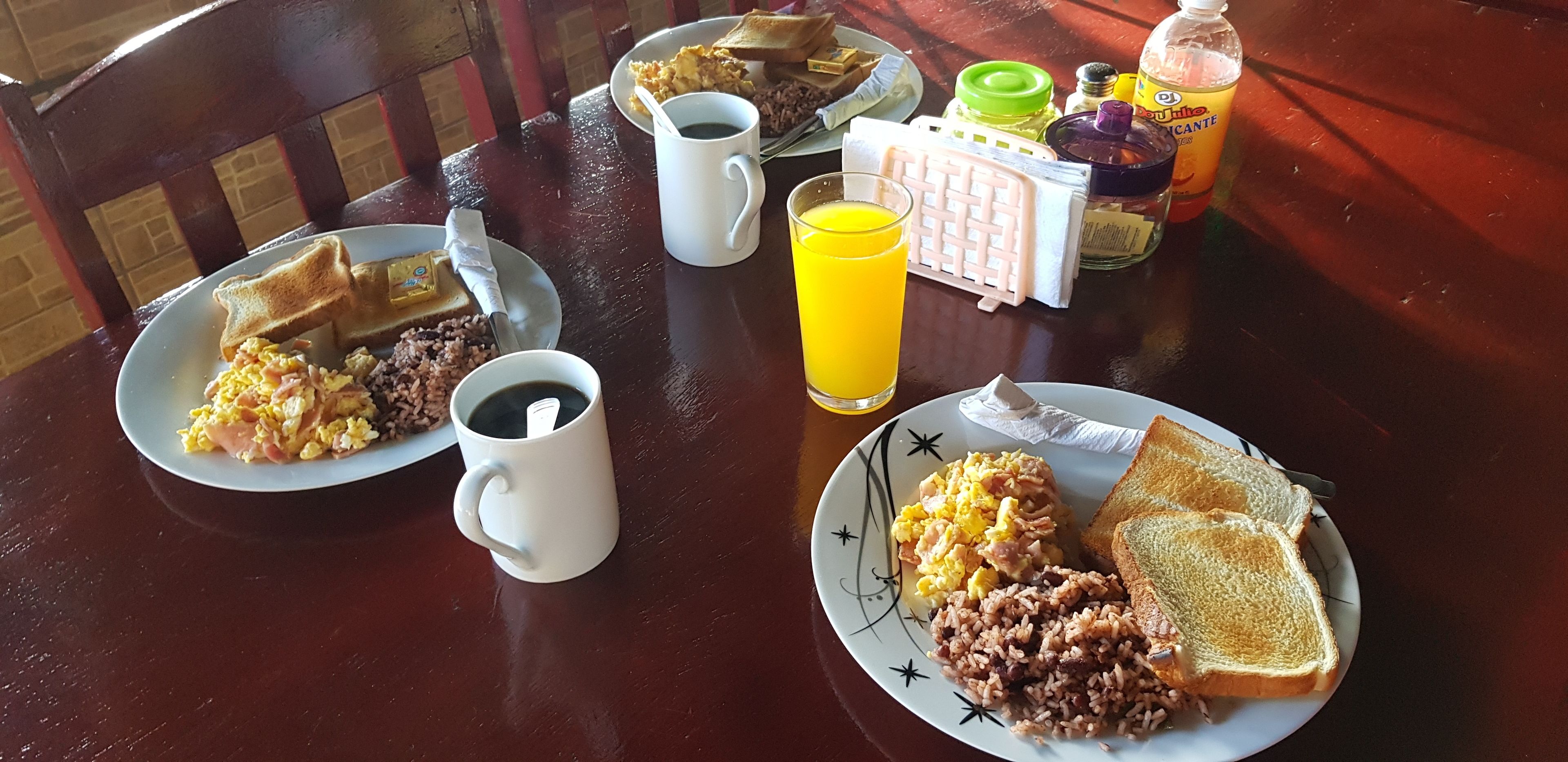 free daily cooked-to-order breakfast