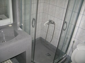 Studio | Bathroom | Shower, designer toiletries, hair dryer, towels - Anemos Studios (Andros)