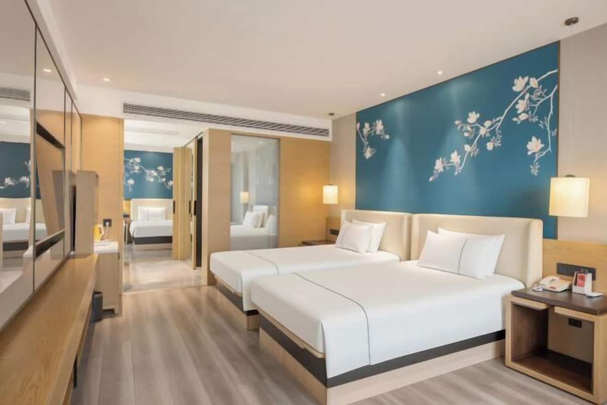 In-room safe, desk, blackout drapes, iron/ironing board (on request)