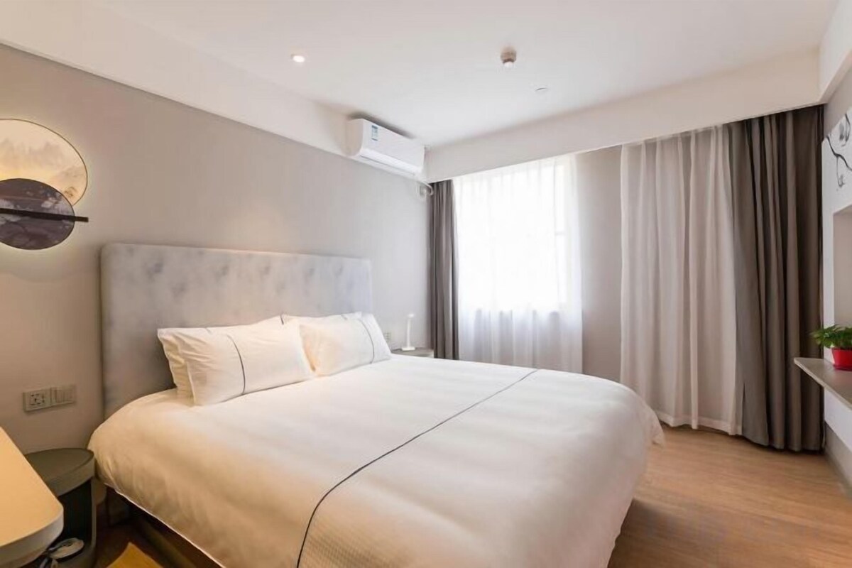 In-room safe, desk, blackout curtains, iron/ironing board (on request)