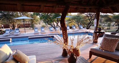 Tshukudu Game Lodge