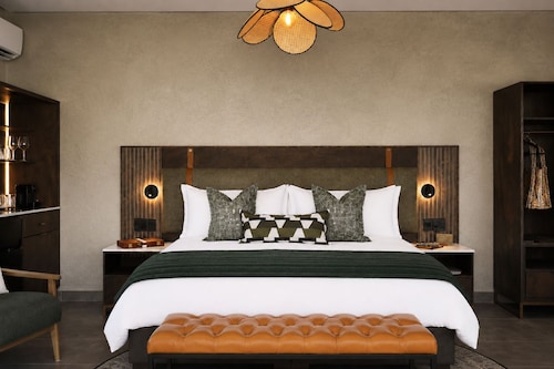 Tshukudu Game Lodge
