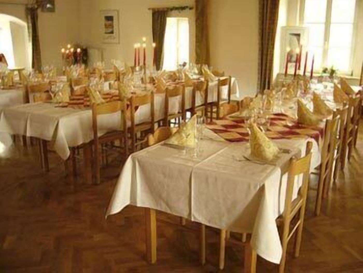 breakfast, dinner served; german cuisine, al fresco dining