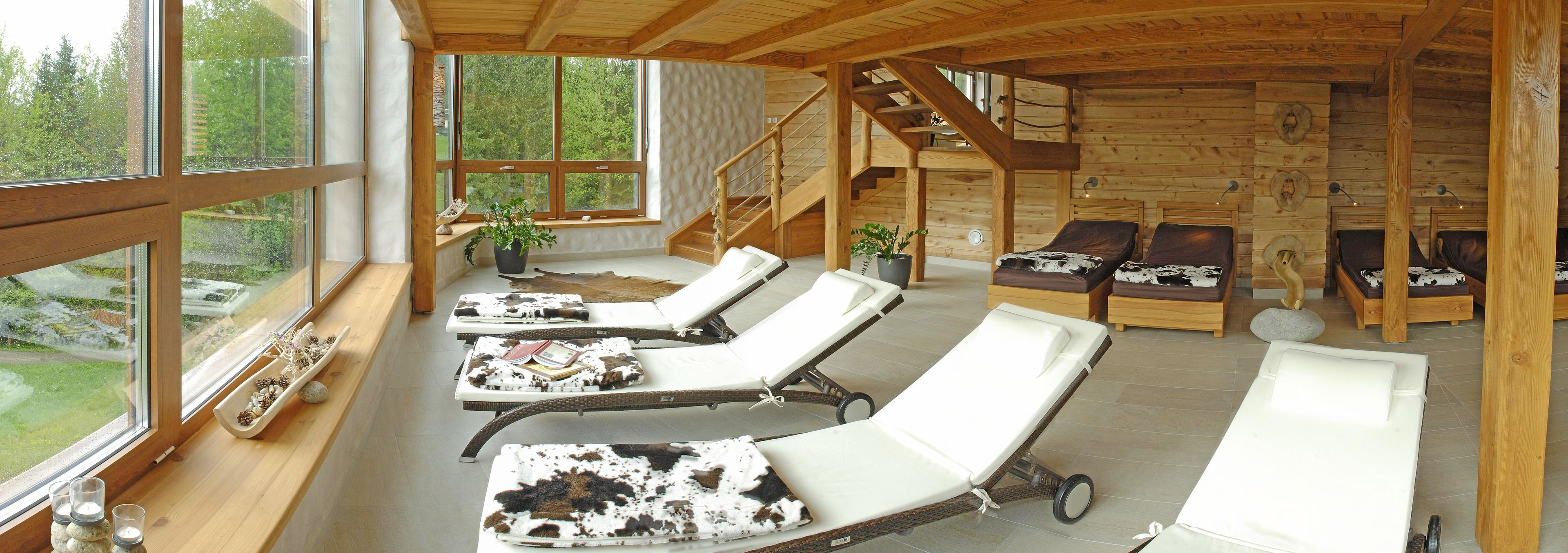 couples treatment room(s), sauna, steam room, body treatments