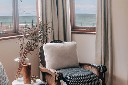 1 chambre, literie de qualité supérieure, couette en duvet d'oie