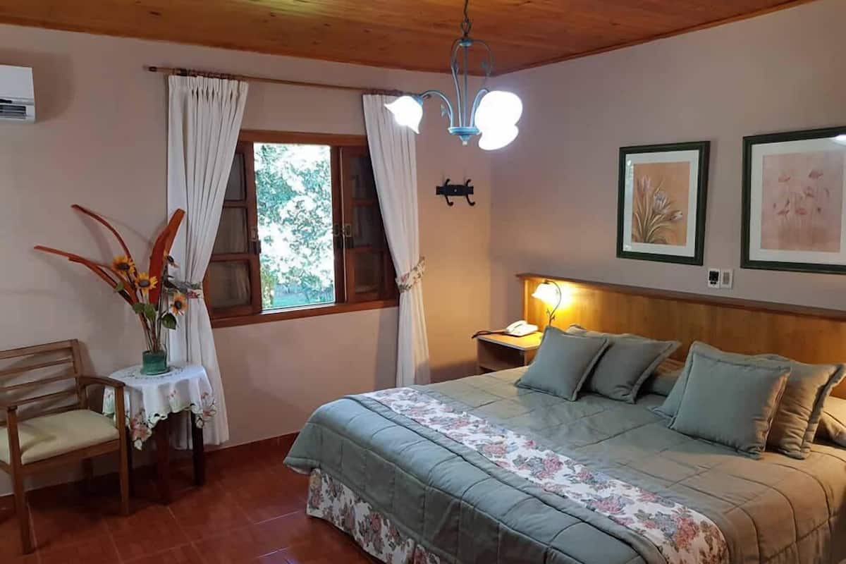 Executive Cabin | Minibar, in-room safe, free WiFi, bed sheets