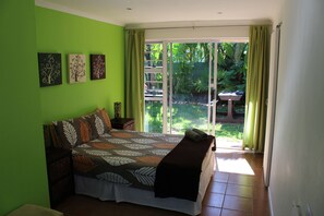Standard Room, Ensuite - Elements Lodge (Cape Town)