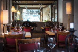 Breakfast, lunch, dinner served; French cuisine  - Christiania (La Clusaz)