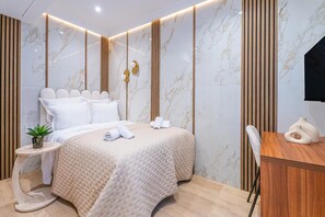 Chambre Double "L'iconique" | Skrivebord, blendingsgardiner, strykejern/-brett og wi-fi (inkludert)