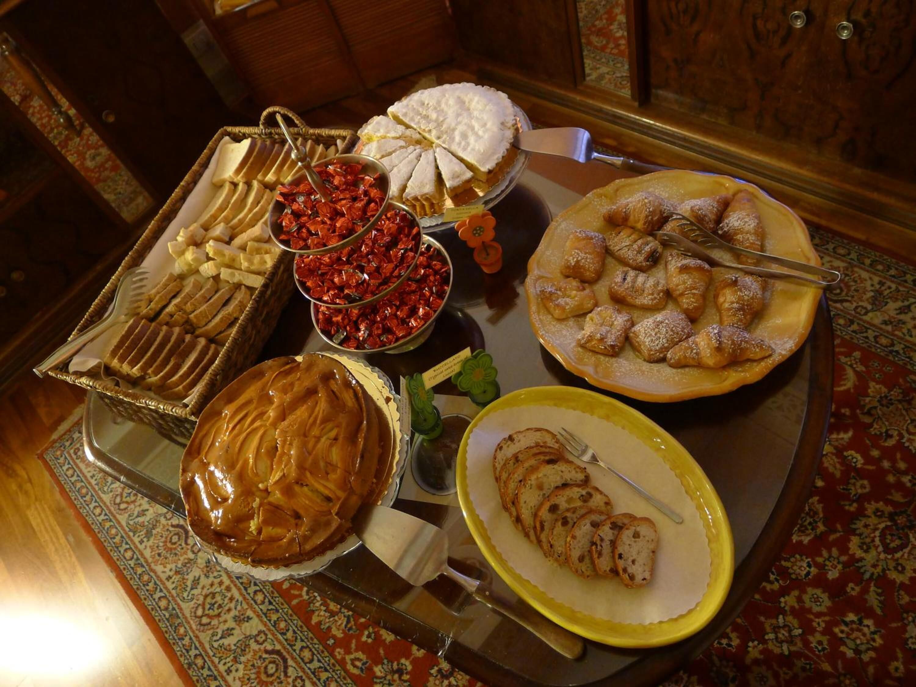 daily buffet breakfast (eur 10 per person)