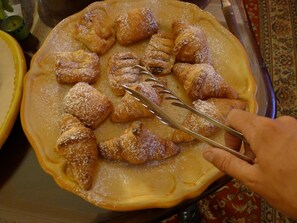 Daily buffet breakfast for a fee - Hotel Diana (Lucca)