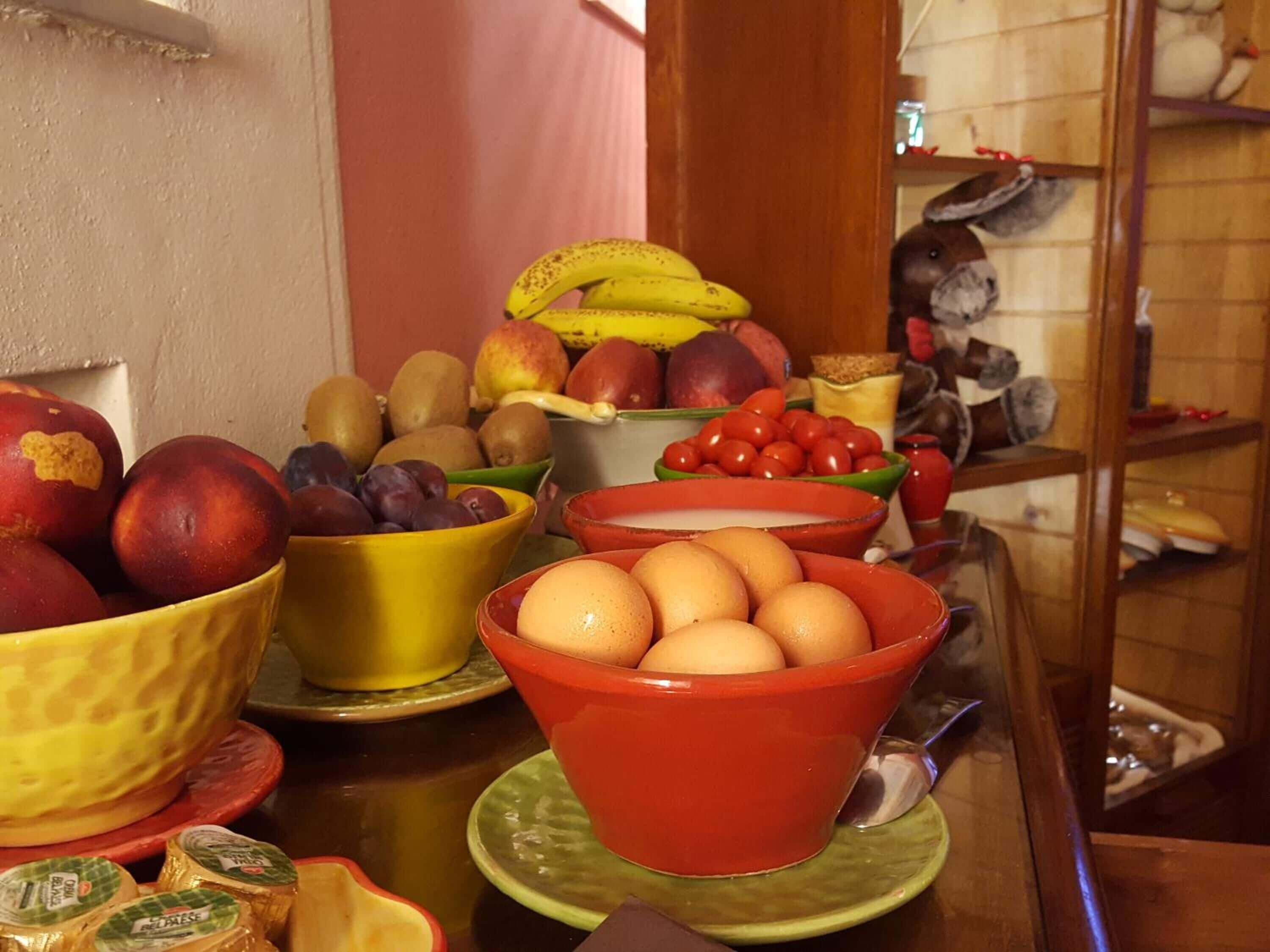 Daily buffet breakfast for a fee