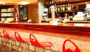 酒吧(店内)