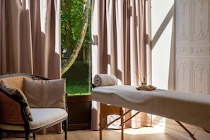 Massages - Les Demeures de Varennes, BW Signature Collection (Varennes-Jarcy)