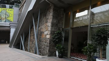Entrada al alojamiento
