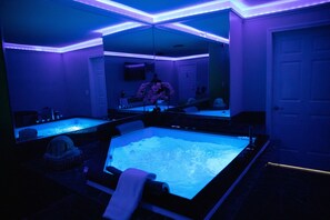 Studiosuite – deluxe, 1 kingsize-seng, privat bad | Skrivebord, strykejern/-brett, wi-fi og sengetøy