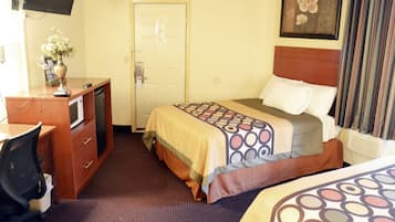 Double Room, 2 Double Beds | Desk, iron/ironing board, rollaway beds, free WiFi