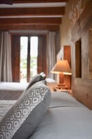 Standard Room, 2 Double Beds | Iron/ironing board, free WiFi, bed sheets