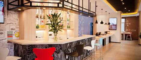Coin salon dans le hall