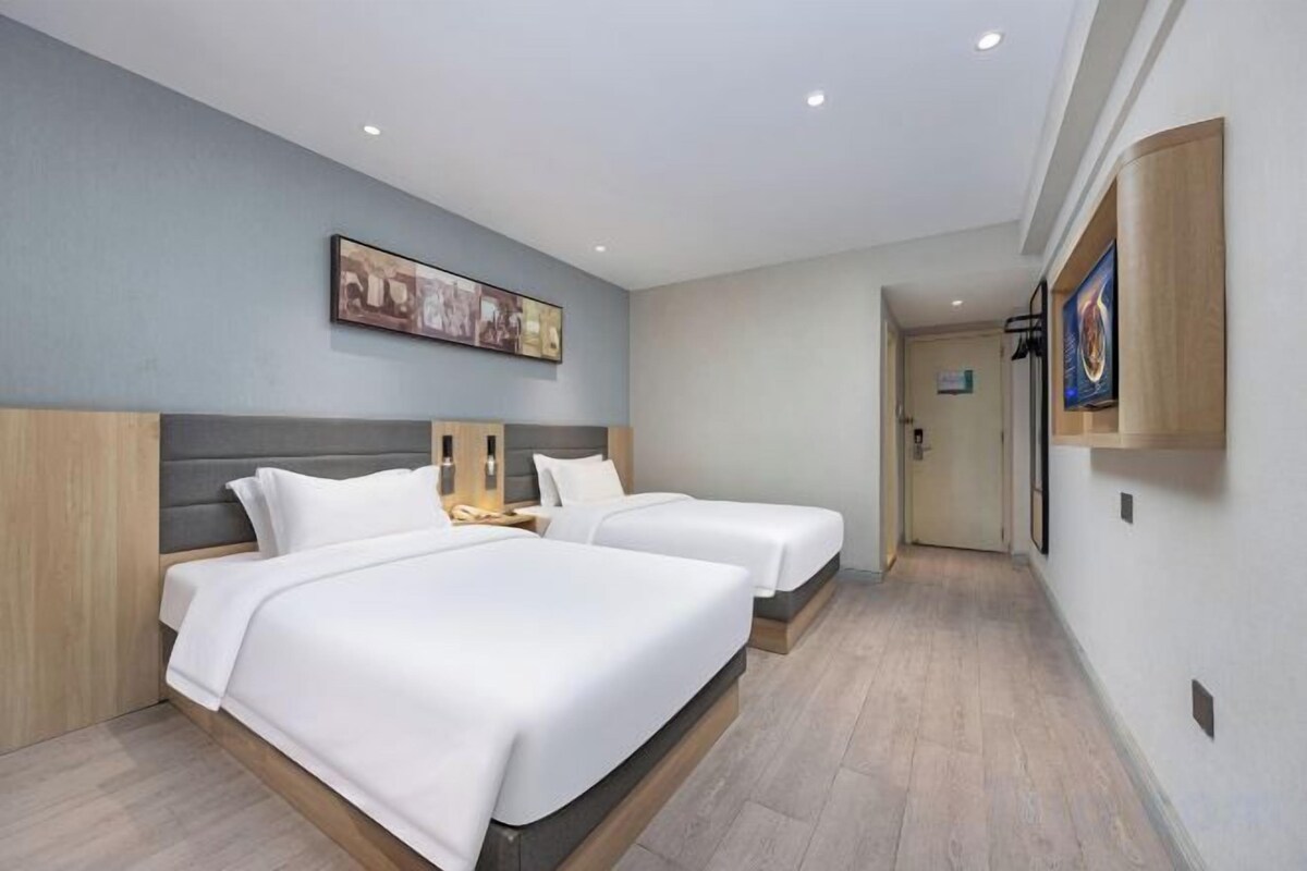 In-room safe, desk, blackout curtains, iron/ironing board (on request)