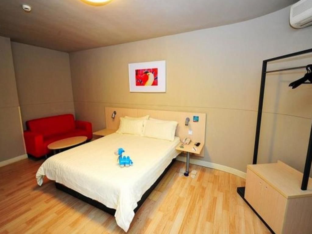 in-room safe, desk, blackout curtains, iron/ironing board