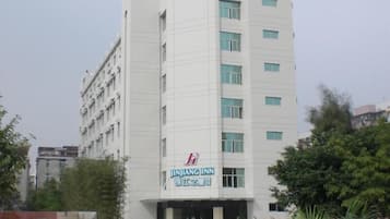 Esterni