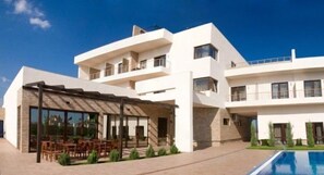 Exterior - Kapri Hotel (Odessa)