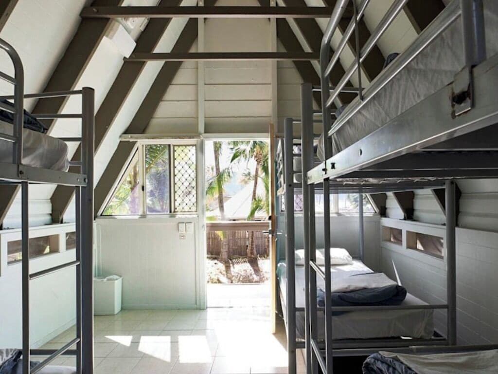 熨斗/熨板、免费 WiFi、床单