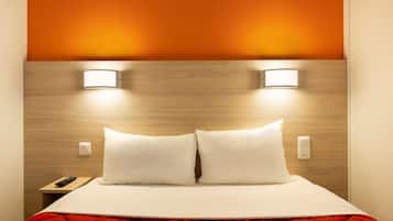 Standard Room, 1 Double Bed | Desk, free WiFi, bed sheets