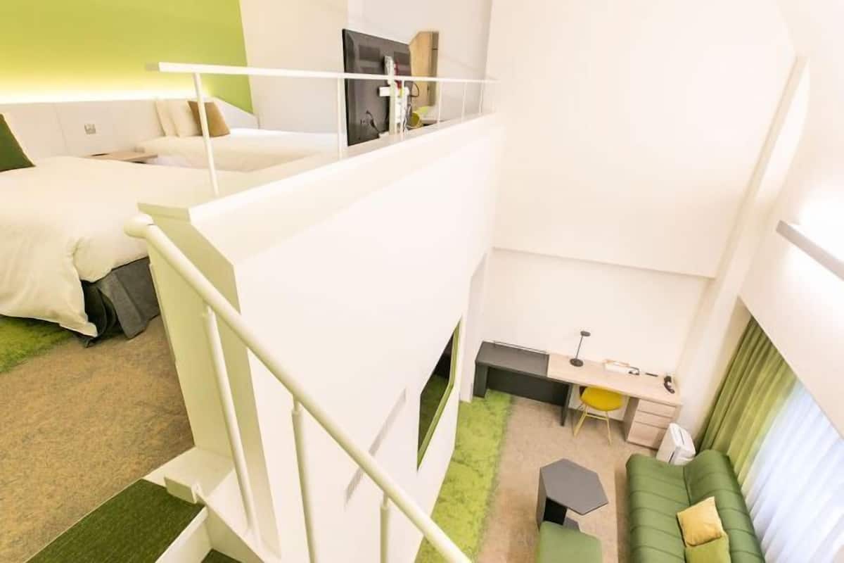 Geluiddichte muren, gratis wifi, beddengoed
