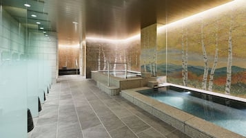 室內 SPA 浴池